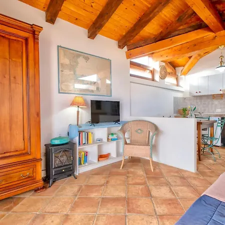 Isa - 4 Beds In Just 150 Mt From The Sea * Golfo Aranci