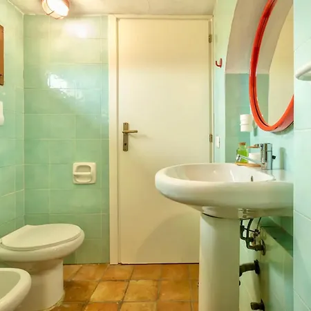 Apartamento Isa - 4 Beds In Just 150 Mt From The Sea Golfo Aranci