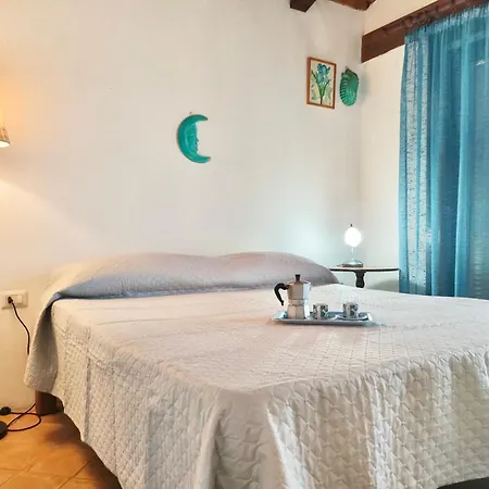 Isa - 4 Beds In Just 150 Mt From The Sea Apartamento